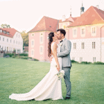 Una lujosa boda checa en un castillo rosa